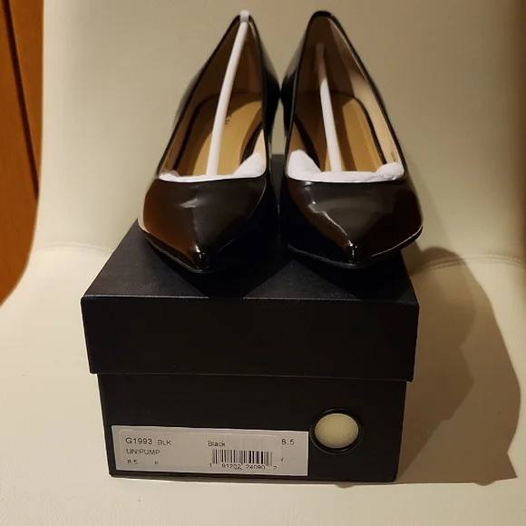 Coach UniPump Black Jet Mirror Kitten Heel Pump - Size 8.5 (Box D) - Picture 2 of 15